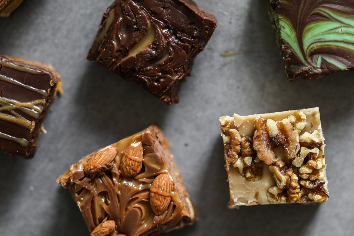 birds eye view of 5 squares of fudge